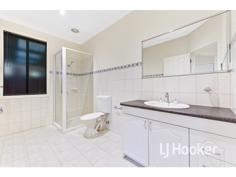 27 Rivergum Rise, Hampton Park VIC 3976