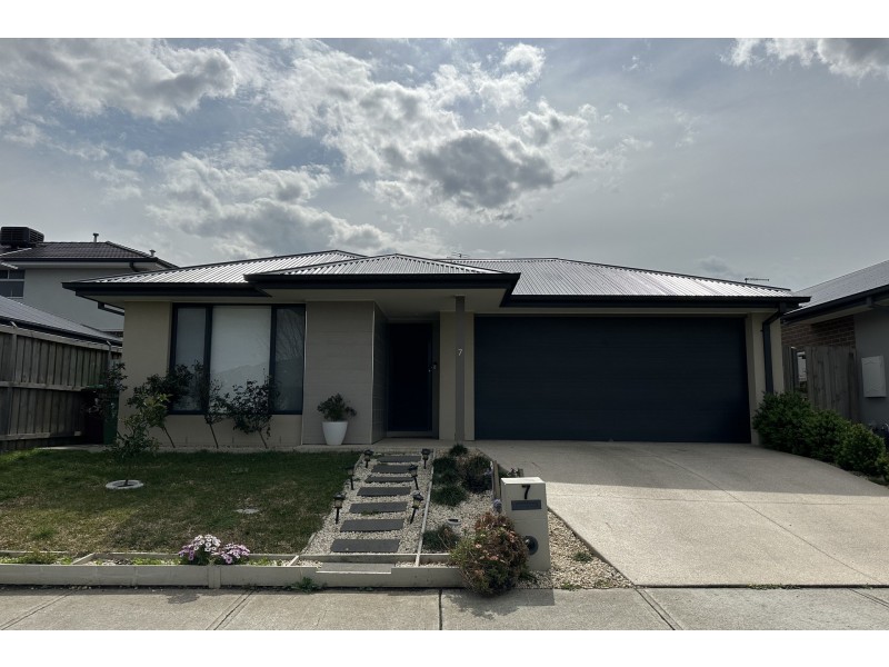 7 Ladder Road, Clyde VIC 3978