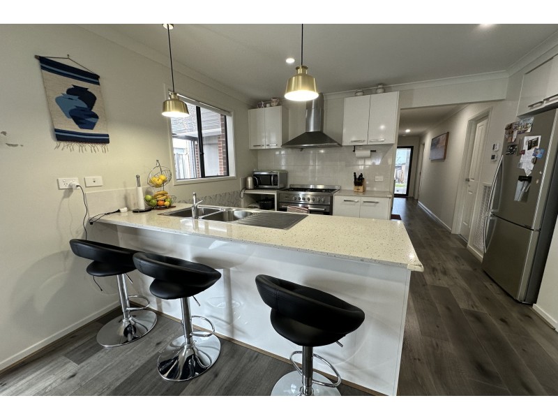 7 Ladder Road, Clyde VIC 3978