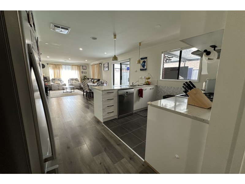 7 Ladder Road, Clyde VIC 3978