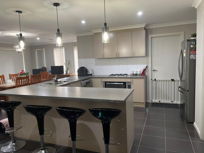 10 Christie Court, Pakenham VIC 3810