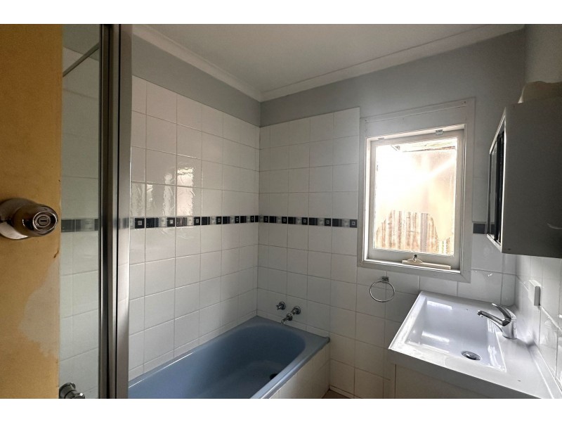 42 Pound Road, Hampton Park VIC 3976