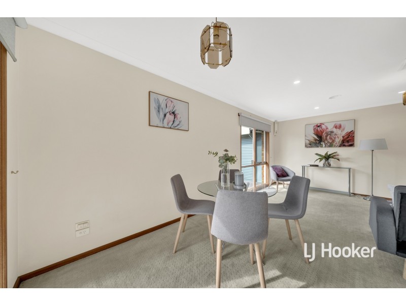 2 Eskdale Court, Narre Warren VIC 3805