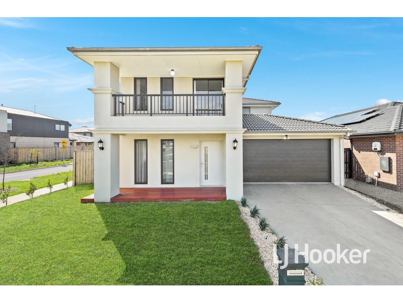 15 Bellavita Avenue, Clyde VIC 3978