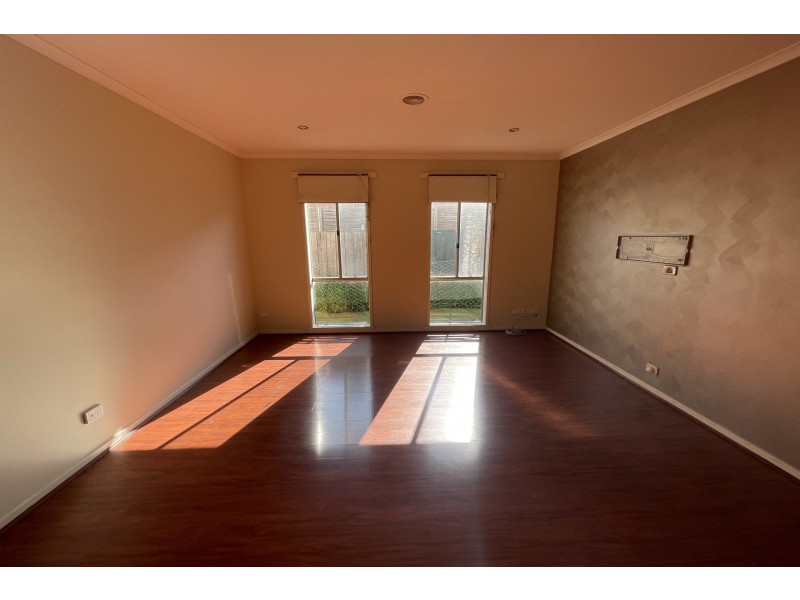 7 Short Road, Hampton Park VIC 3976