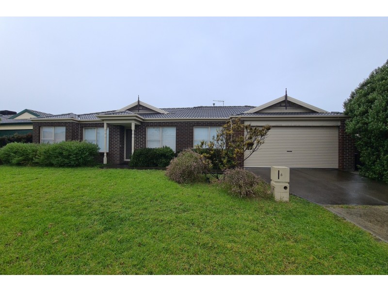 6 Bambi Place, Pakenham VIC 3810