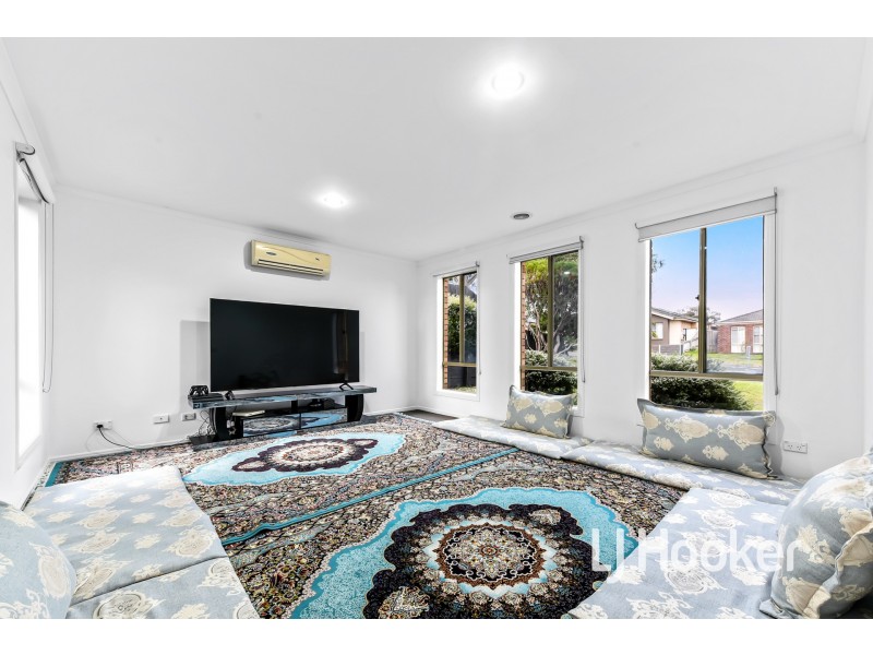 61 Elliott Parade, Lynbrook VIC 3975