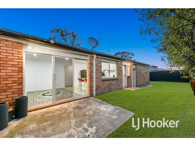 61 Elliott Parade, Lynbrook VIC 3975