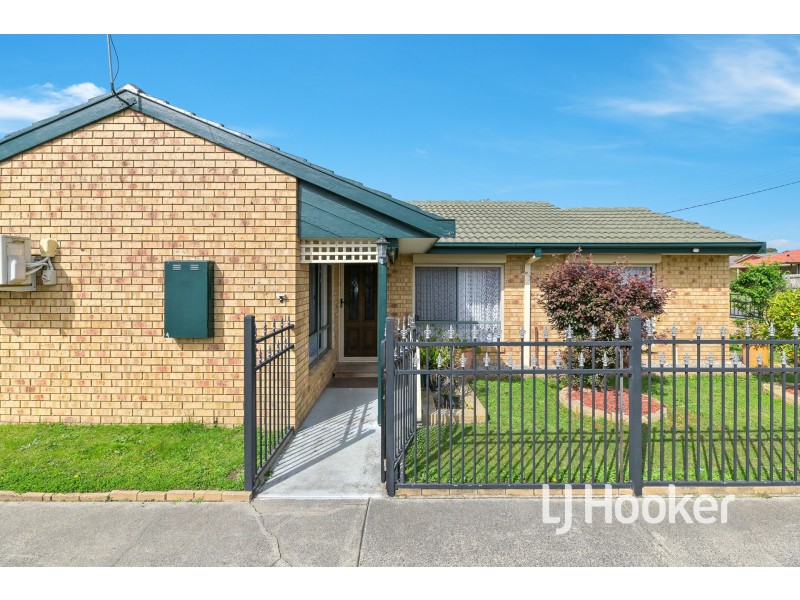 1/33 Ivan Crescent, Hampton Park VIC 3976