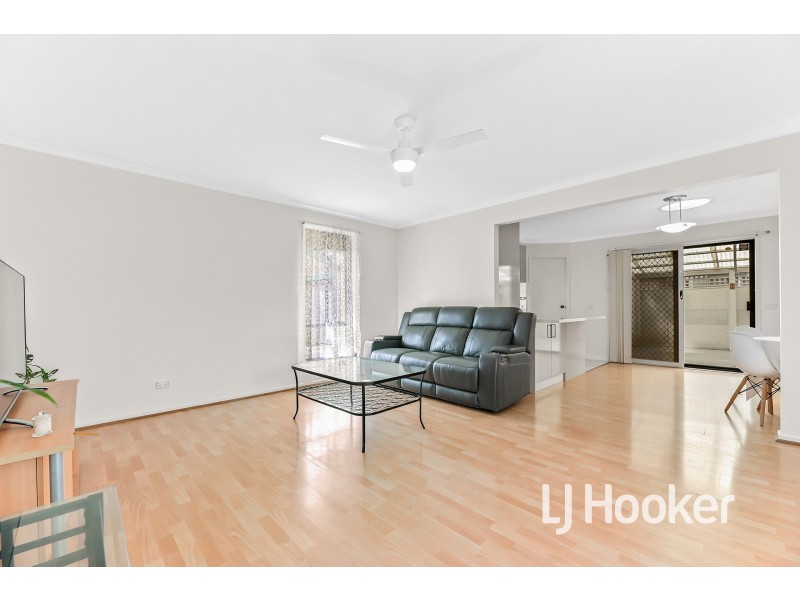 1/33 Ivan Crescent, Hampton Park VIC 3976