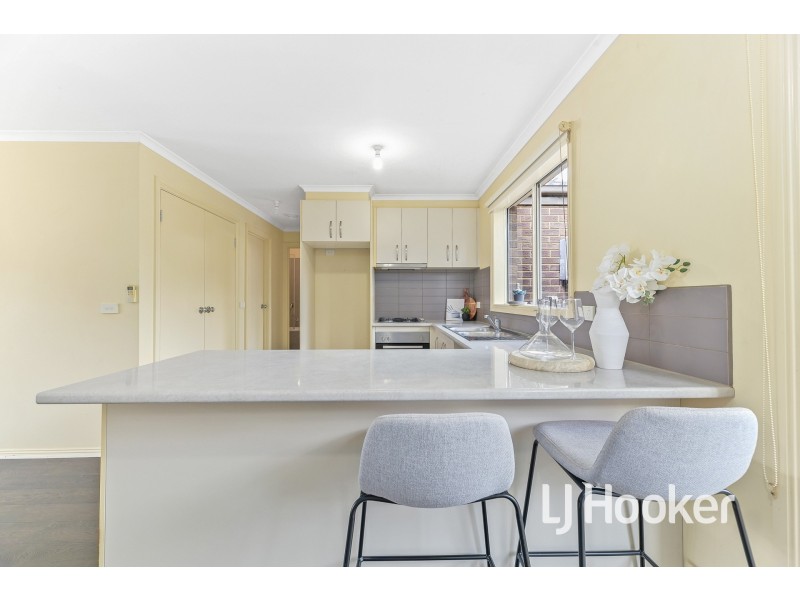 2/30 Bride Avenue, Hampton Park VIC 3976