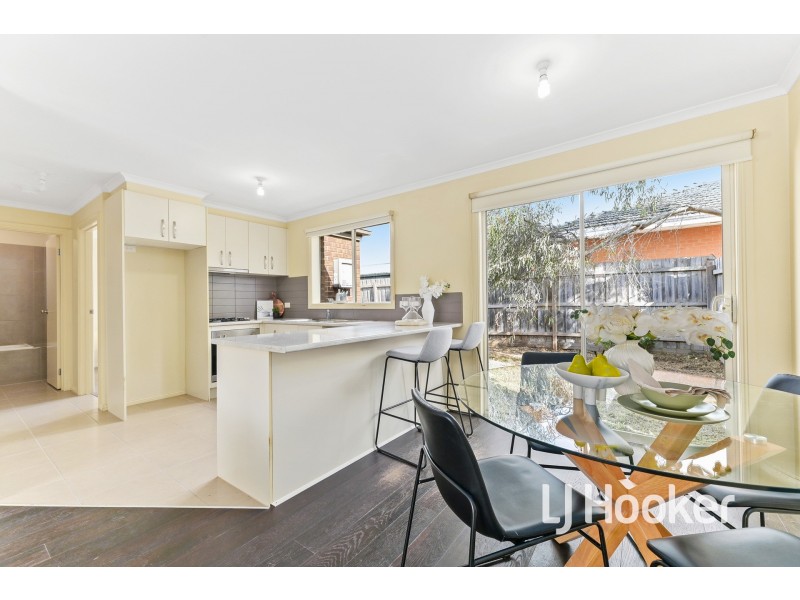 2/30 Bride Avenue, Hampton Park VIC 3976
