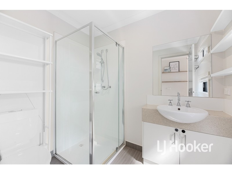 8/30 Central Road, Hampton Park VIC 3976
