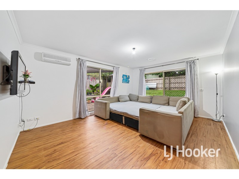 34 Lake View Drive, Narre Warren South VIC 3805