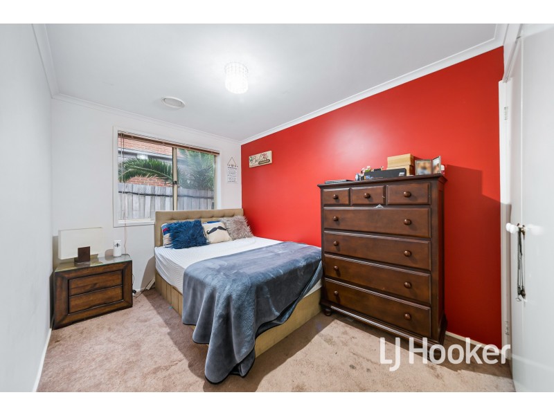 34 Lake View Drive, Narre Warren South VIC 3805