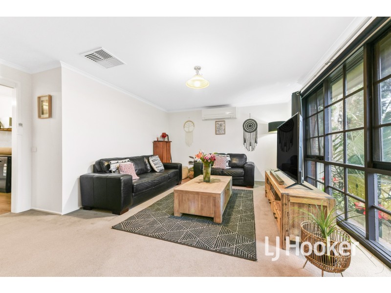2 Dalvana Court, Hampton Park VIC 3976