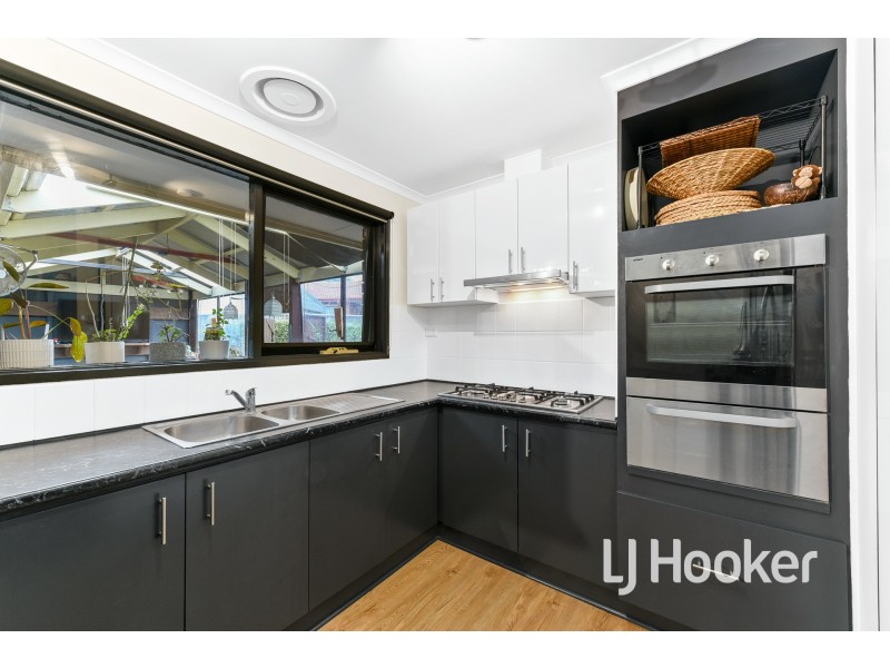 2 Dalvana Court, Hampton Park VIC 3976