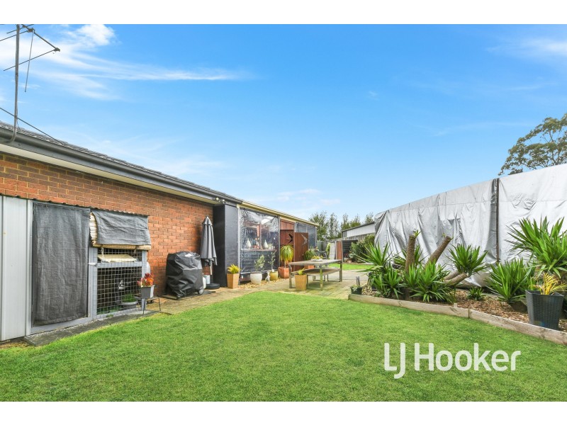 2 Dalvana Court, Hampton Park VIC 3976