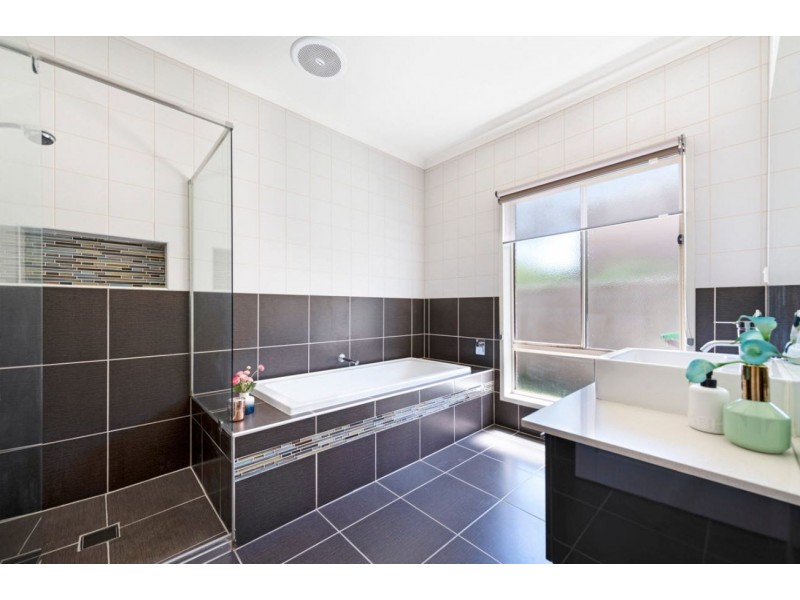 3 Little Gem Way, Berwick VIC 3806