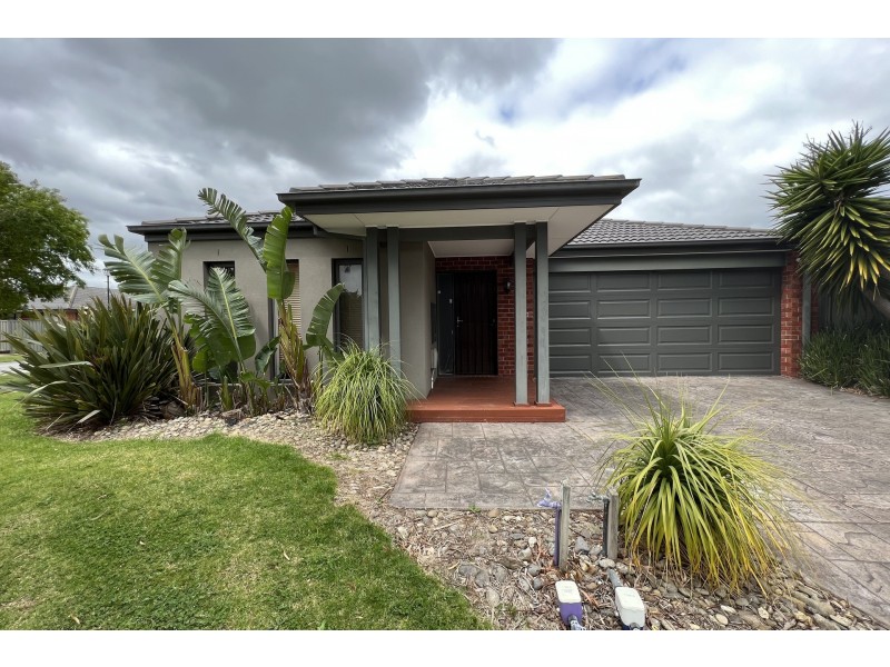 1 Tattle Grove, Cranbourne East VIC 3977
