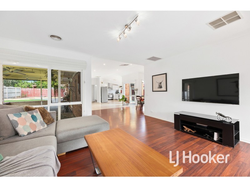 23 Baringa Park Drive, Narre Warren South VIC 3805