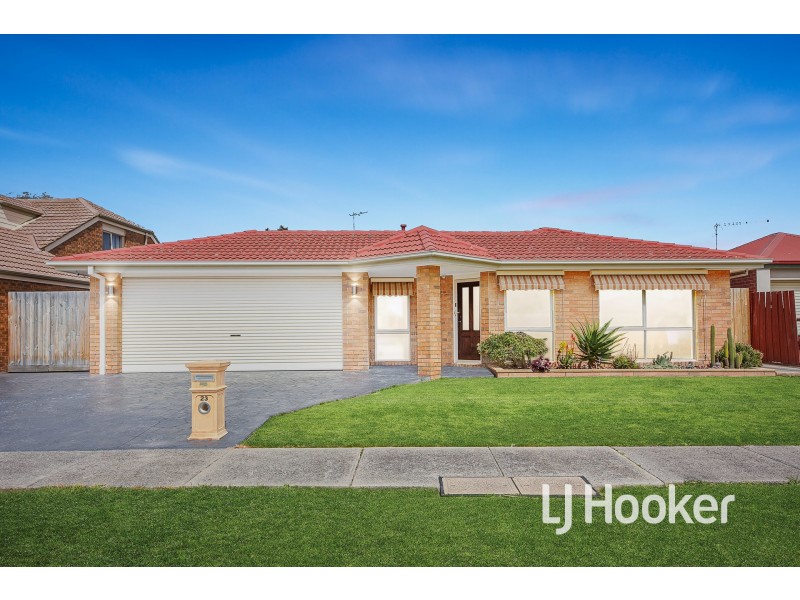 23 Baringa Park Drive, Narre Warren South VIC 3805