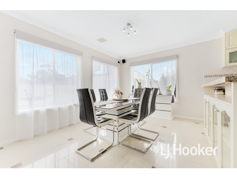 2 Kingsley Court, Lynbrook VIC 3975