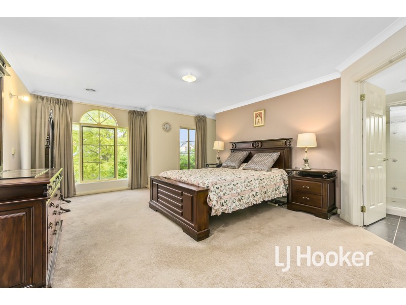 2 Kingsley Court, Lynbrook VIC 3975