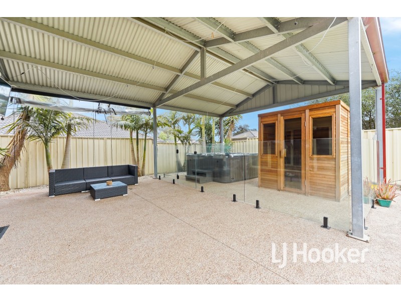 2 Kingsley Court, Lynbrook VIC 3975