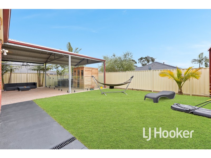 2 Kingsley Court, Lynbrook VIC 3975