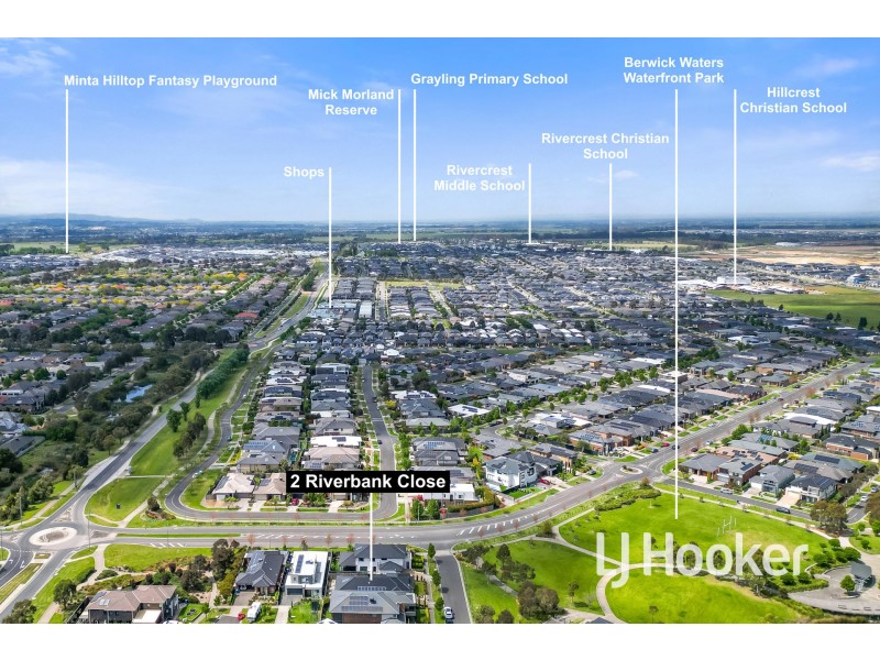 2 Riverbank Close, Clyde North VIC 3978