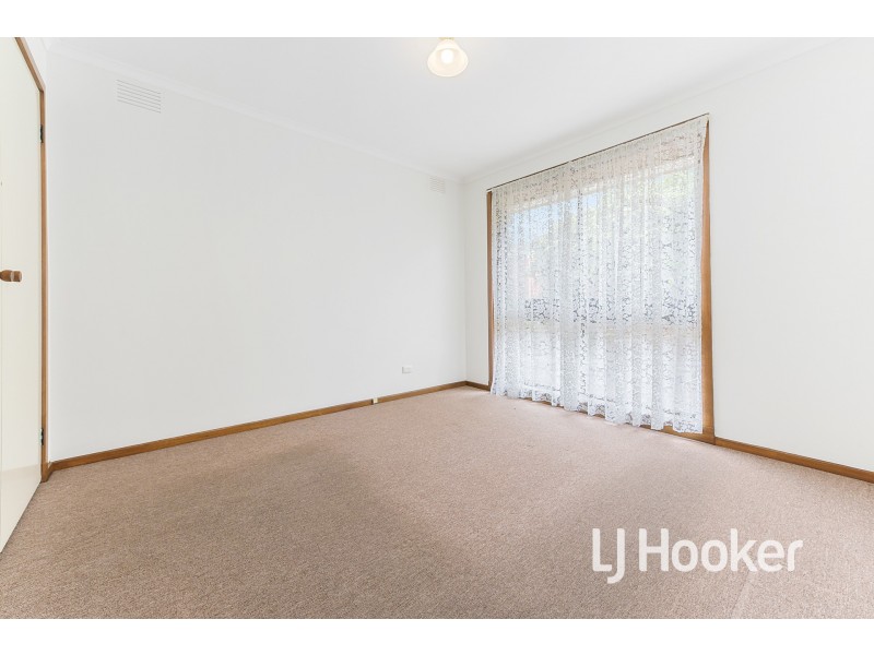 2/11 Close Avenue, Dandenong VIC 3175