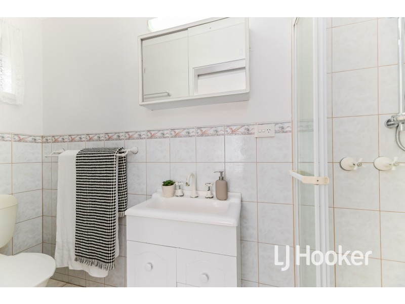 11 Alma Road, Hampton Park VIC 3976
