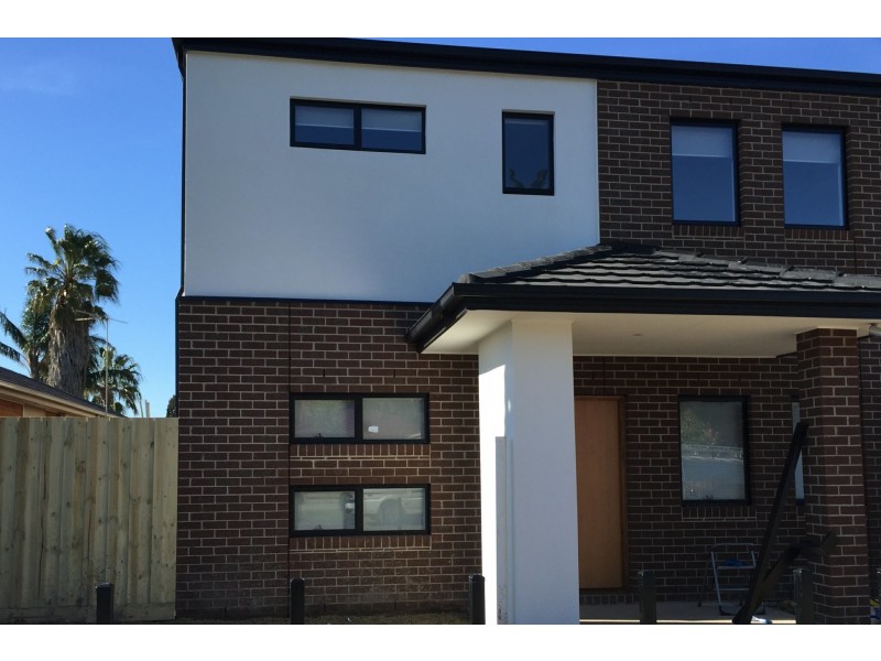 1/3 Alfred Street, Noble Park VIC 3174