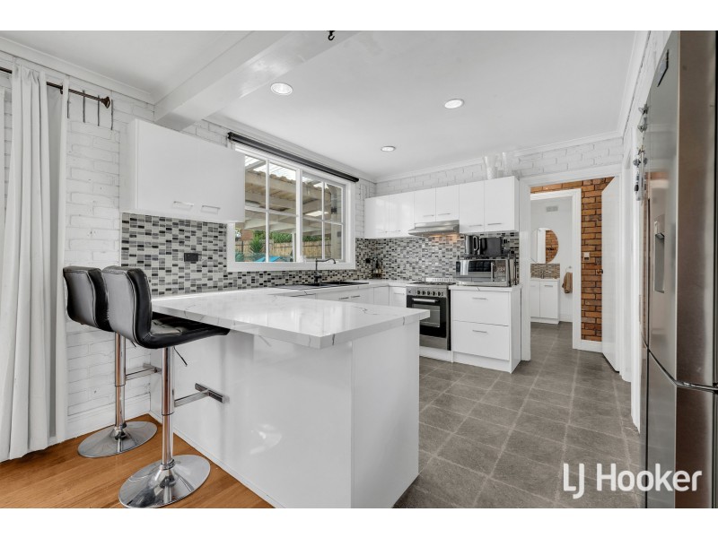 110 Marylyn Place, Cranbourne VIC 3977