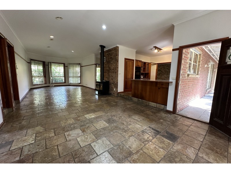 38 Collison Road, Cranbourne East VIC 3977