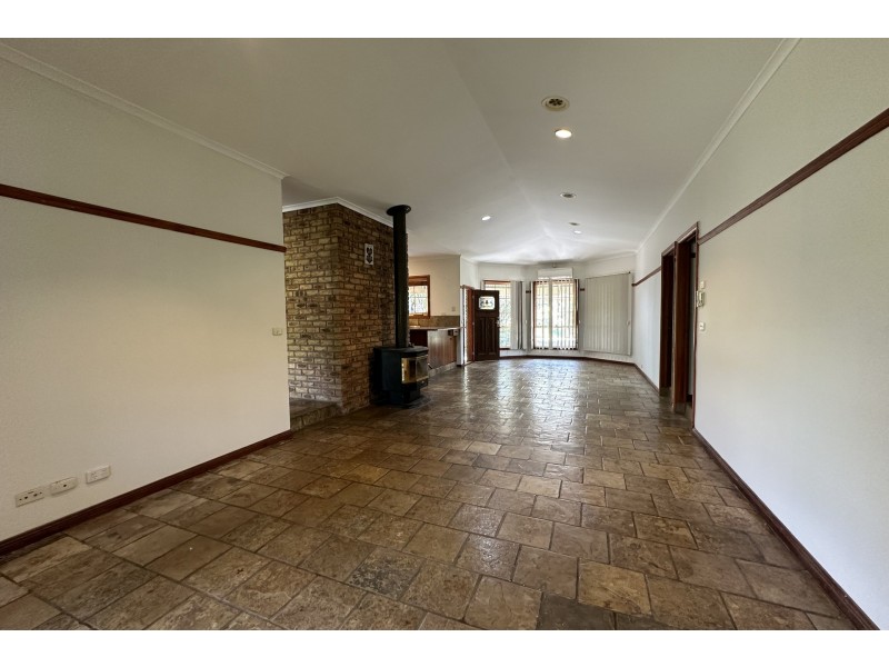 38 Collison Road, Cranbourne East VIC 3977