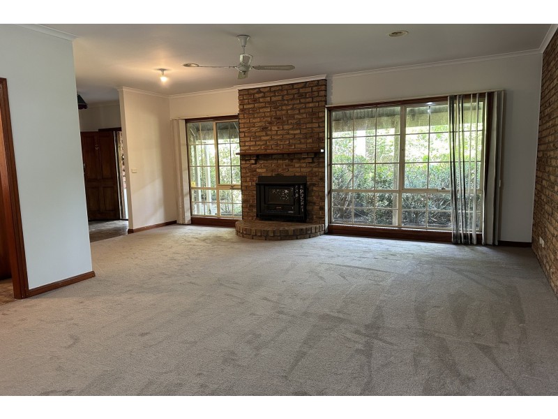 38 Collison Road, Cranbourne East VIC 3977