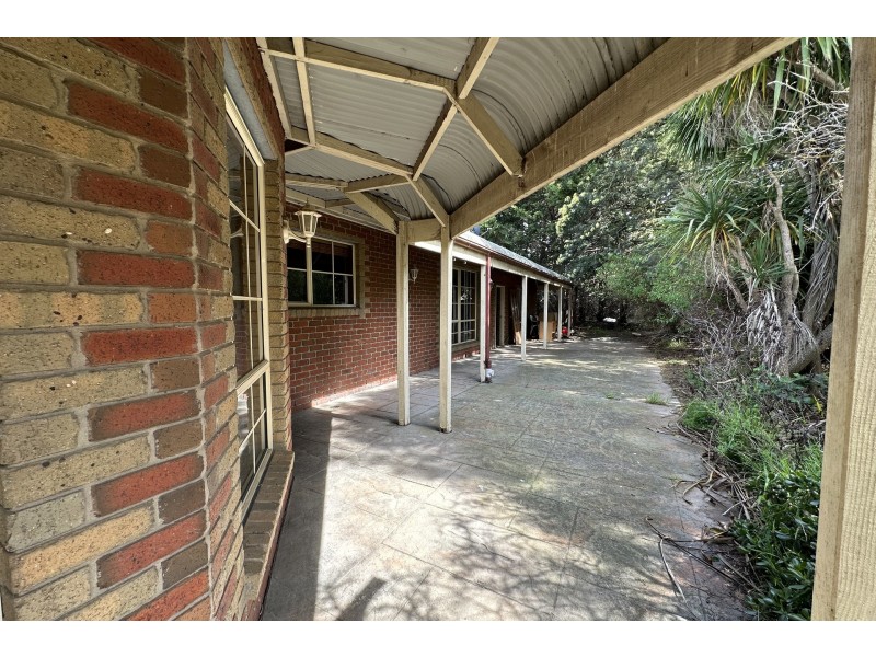 38 Collison Road, Cranbourne East VIC 3977