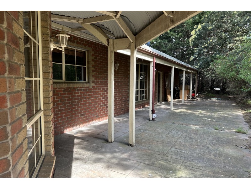 38 Collison Road, Cranbourne East VIC 3977
