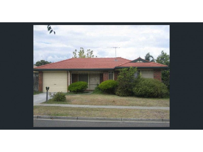 13 Evelyn Road, Narre Warren VIC 3805