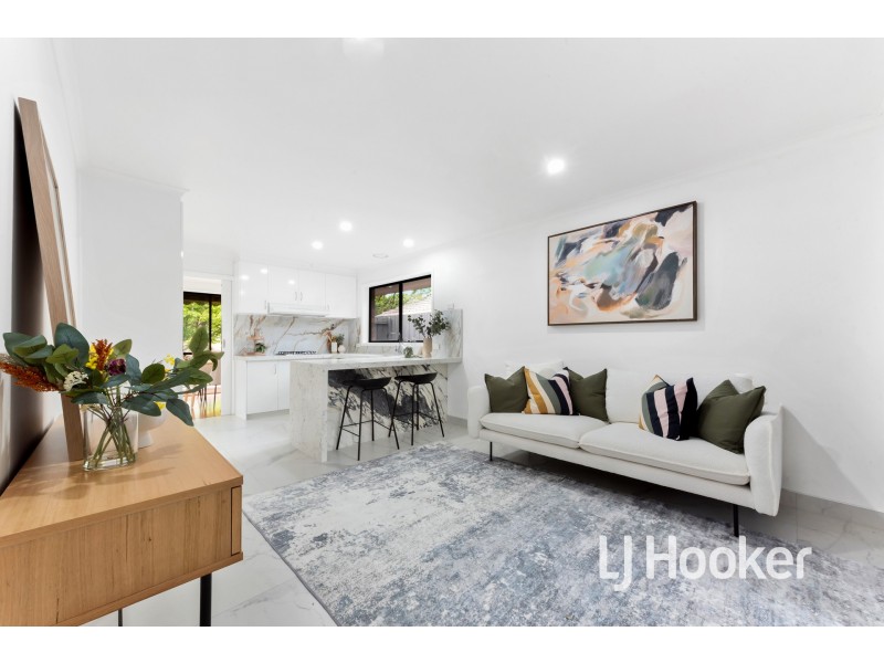 23 Escott Grove, Berwick VIC 3806