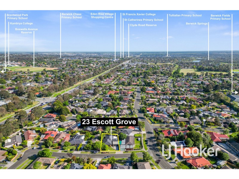 23 Escott Grove, Berwick VIC 3806