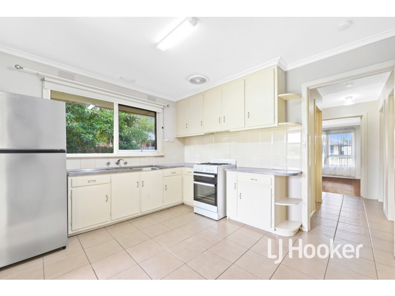 2/46 Edinborough Street, Hallam VIC 3803