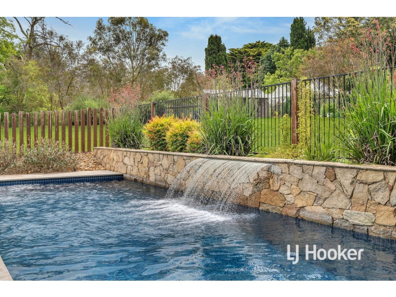 21 McKenzie Lane, Narre Warren North VIC 3804