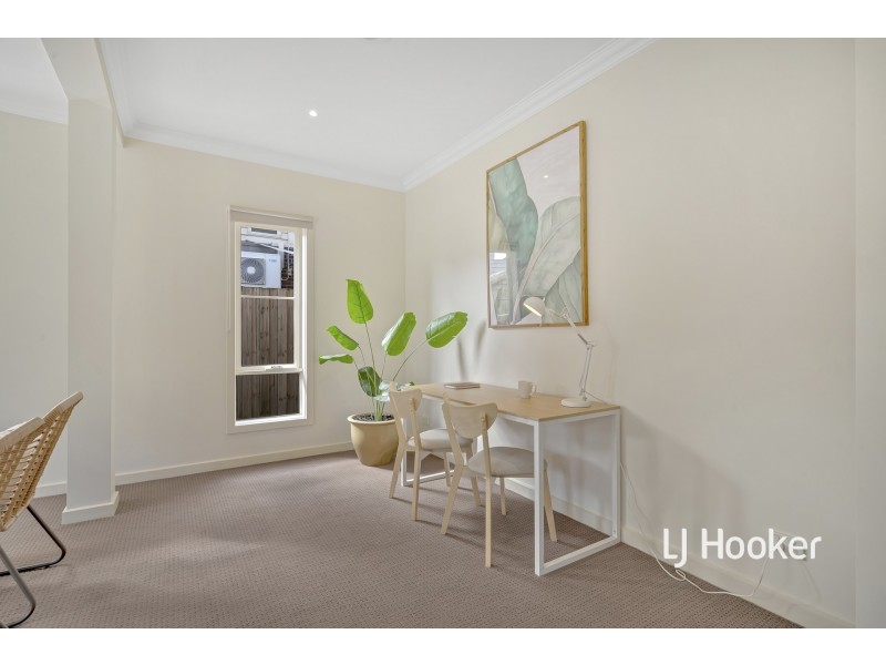 25 Tilbavale Close, Hallam VIC 3803