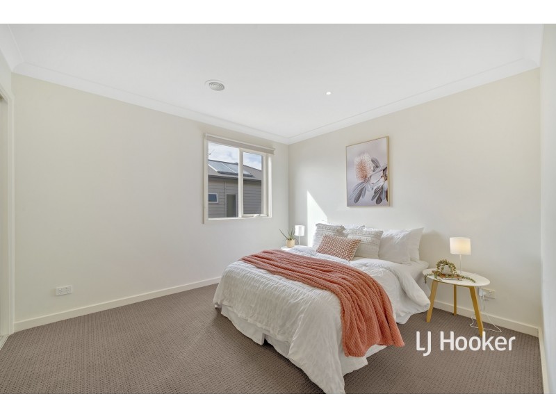 25 Tilbavale Close, Hallam VIC 3803