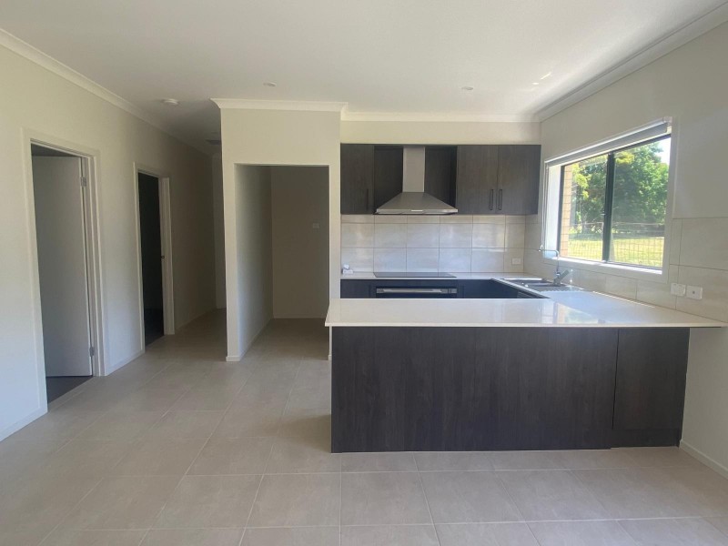 10 Prosperous Way, Cranbourne East VIC 3977