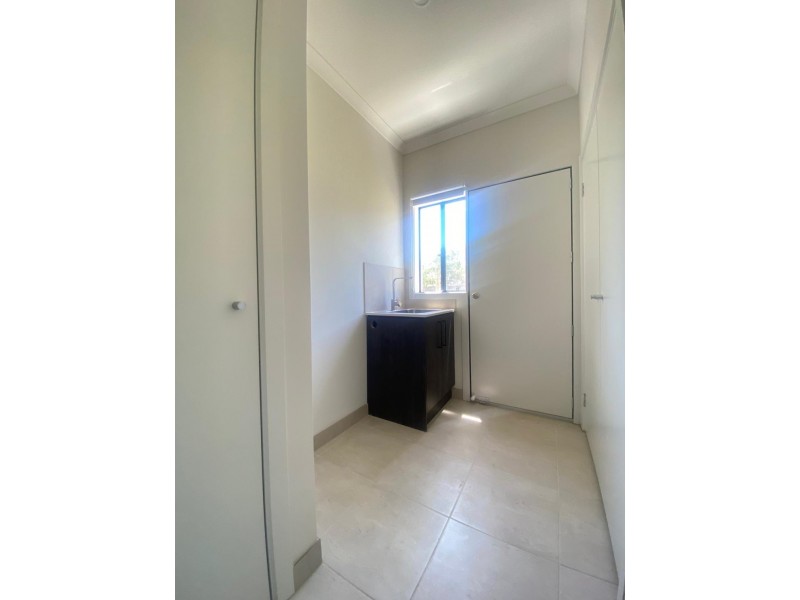 10 Prosperous Way, Cranbourne East VIC 3977