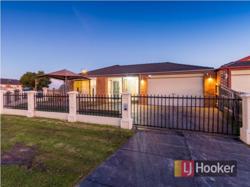 17 Terri-Ester Drive, Berwick VIC 3806